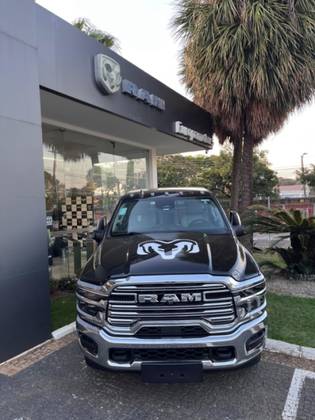 RAM 2500 6.7 I6 TURBO DIESEL LARAMIE CD 4X4 AUTOMÁTICO