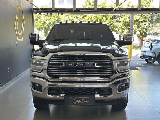 RAM-2500-6.7 I6 TURBO DIESEL LARAMIE CD 4X4 AUTOMÁTICO RAM-2500-2023