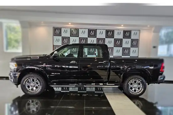RAM-3500-6.7 I6 TURBO DIESEL LARAMIE CD 4X4 AUTOMÁTICO RAM-3500-2022