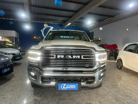 RAM 3500 6.7 I6 TURBO DIESEL LARAMIE CD 4X4 AUTOMÁTICO