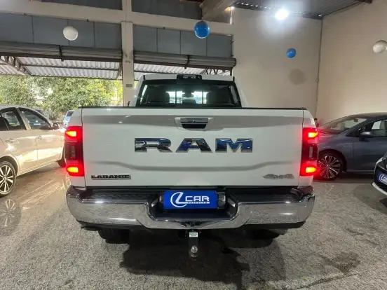 RAM-3500-6.7 I6 TURBO DIESEL LARAMIE CD 4X4 AUTOMÁTICO RAM-3500-2022