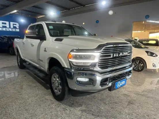 RAM-3500-6.7 I6 TURBO DIESEL LARAMIE CD 4X4 AUTOMÁTICO RAM-3500-2022