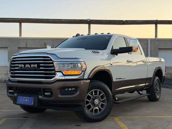 RAM-3500-6.7 I6 TURBO DIESEL LIMITED LONGHORN CD 4X4 AUTOMÁTICO RAM-3500-2022