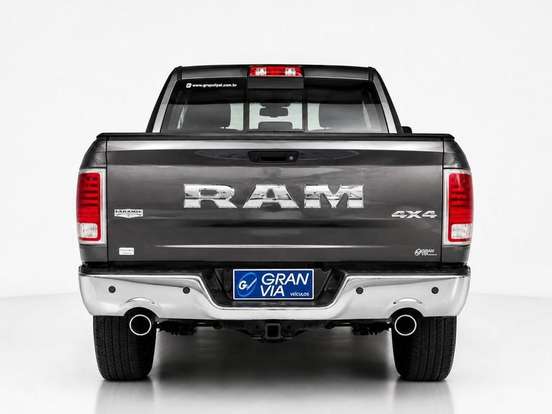 RAM-CLASSIC-5.7 V8 GASOLINA LARAMIE CD 4X4 AUTOMÁTICO RAM-CLASSIC-2023