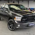RAM CLASSIC 5.7 V8 GASOLINA LARAMIE NIGHT EDITION CD 4X4 AUTOMÁTICO RAM CLASSIC 5.7 V8 GASOLINA LARAMIE NIGHT EDITION CD 4X4 AUTOMÁTICO