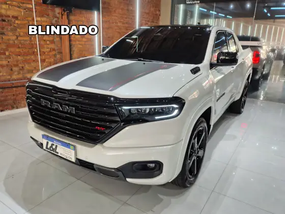 RAM RAMPAGE 2.0 HURRICANE 4 TURBO GASOLINA R/T 4X4 AUTOMÁTICO