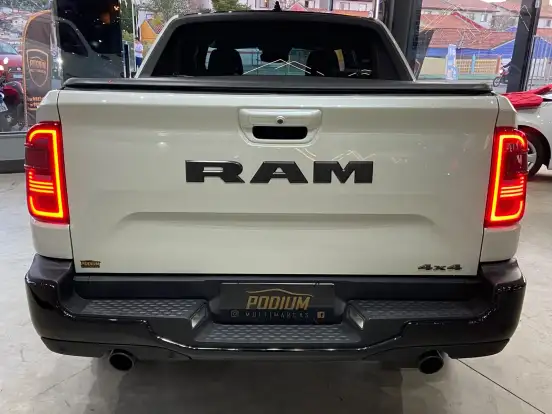 RAM-RAMPAGE-2.0 HURRICANE 4 TURBO GASOLINA R/T 4X4 AUTOMÁTICO RAM-RAMPAGE-2023