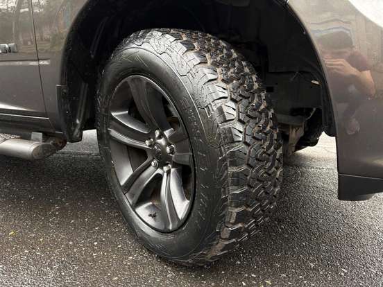 RAM-1500-5.7 V8 GASOLINA REBEL CD 4X4 AUTOMÁTICO RAM-1500-2022
