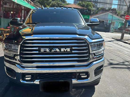 RAM-3500-6.7 I6 TURBO DIESEL LIMITED LONGHORN CD 4X4 AUTOMÁTICO RAM-3500-2022