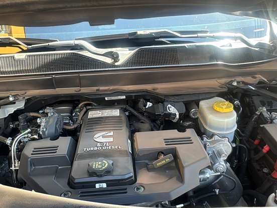 RAM-3500-6.7 I6 TURBO DIESEL LIMITED LONGHORN CD 4X4 AUTOMÁTICO RAM-3500-2022