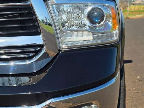 RAM-CLASSIC-5.7 V8 GASOLINA LARAMIE CD 4X4 AUTOMÁTICO RAM-CLASSIC-2022