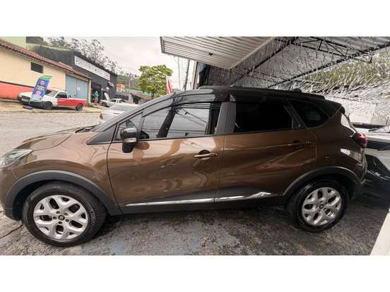 RENAULT-CAPTUR-1.6 16V SCE FLEX LIFE X-TRONIC RENAULT-CAPTUR-2017