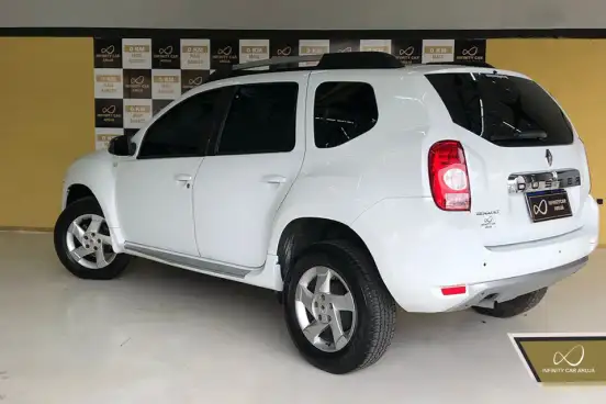 RENAULT-DUSTER-2013