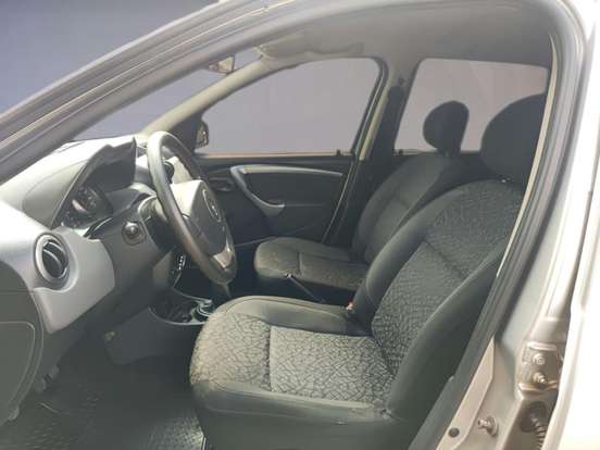 RENAULT-DUSTER-2012