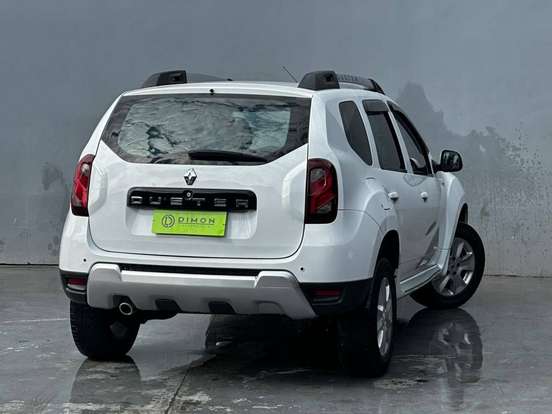 RENAULT-DUSTER-2016