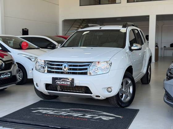 RENAULT DUSTER 2.0 DYNAMIQUE 4X2 16V FLEX 4P AUTOMÁTICO