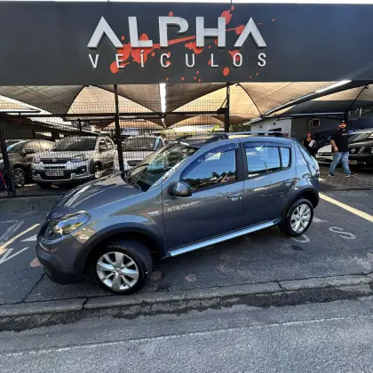 RENAULT SANDERO 1.6 STEPWAY 16V FLEX 4P AUTOMÁTICO