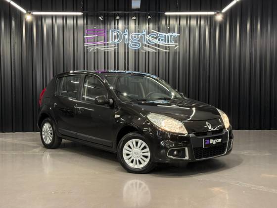 RENAULT SANDERO 1.6 PRIVILÉGE 16V FLEX 4P AUTOMÁTICO