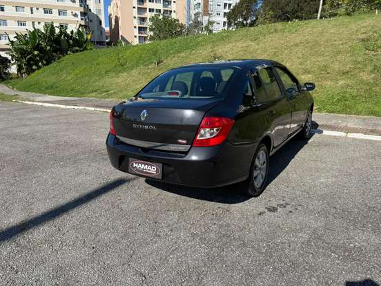 RENAULT-SYMBOL-2010