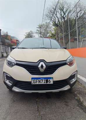 RENAULT-CAPTUR-2018