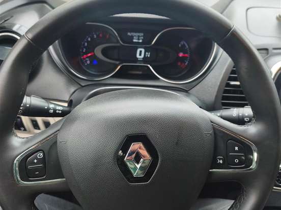 RENAULT-CAPTUR-1.6 16V SCE FLEX INTENSE X-TRONIC RENAULT-CAPTUR-2018