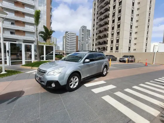 SUBARU OUTBACK 3.6 4X4 I6 24V GASOLINA 4P AUTOMÁTICO