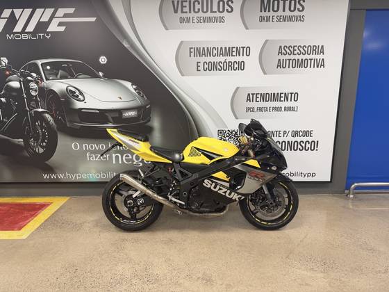 SUZUKI GSX-R750 