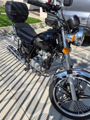 SUZUKI INTRUDER 125 