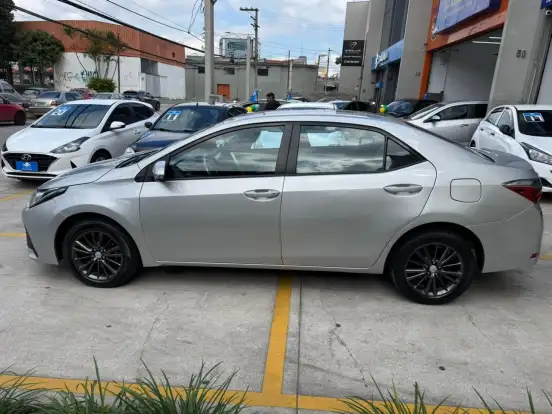 TOYOTA-COROLLA-2019