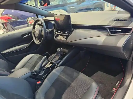 TOYOTA-COROLLA-2026