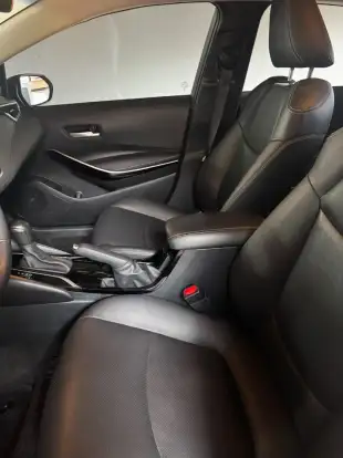 TOYOTA-COROLLA-2023