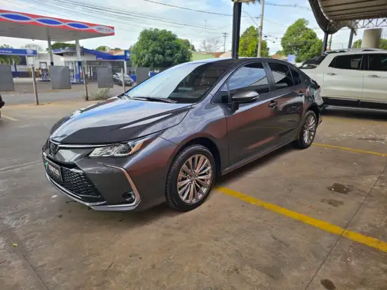 TOYOTA-COROLLA-2024