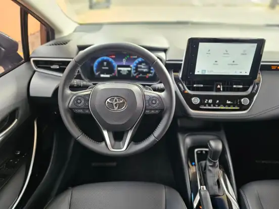 TOYOTA-COROLLA-2024