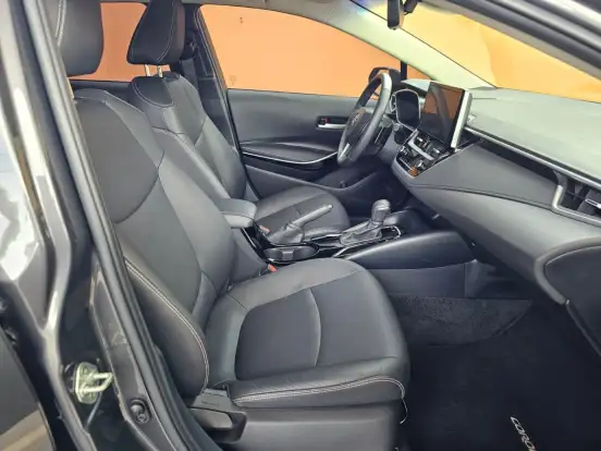 TOYOTA-COROLLA-2024