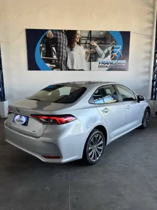 TOYOTA-COROLLA-2021