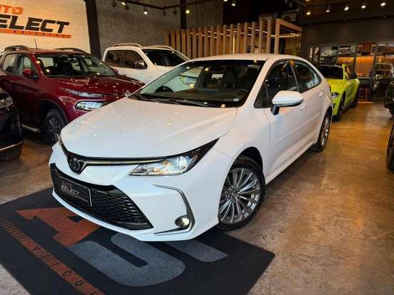 TOYOTA-COROLLA-2024