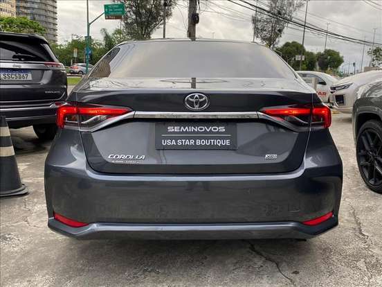 TOYOTA-COROLLA-2024