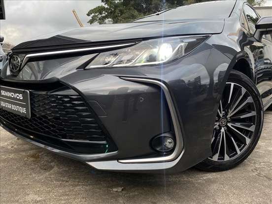 TOYOTA-COROLLA-2024