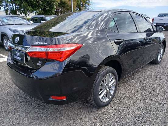 TOYOTA-COROLLA-2015