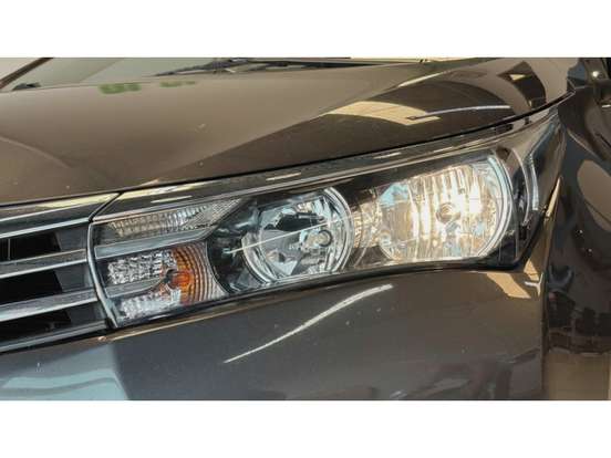 TOYOTA-COROLLA-2015