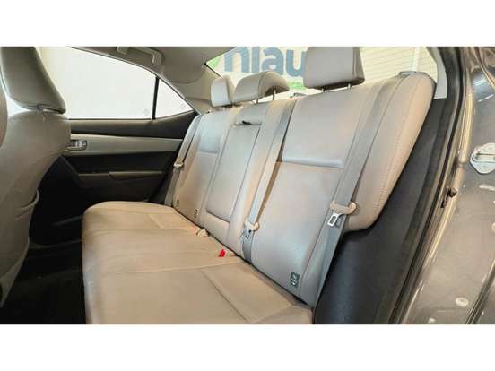 TOYOTA-COROLLA-2015