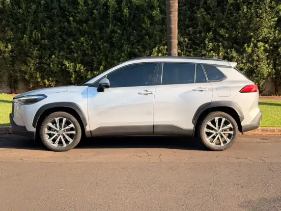 TOYOTA-COROLLA CROSS-2023
