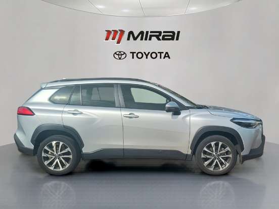 TOYOTA-COROLLA CROSS-2021