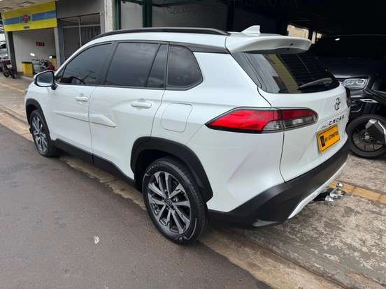 TOYOTA-COROLLA CROSS-2021