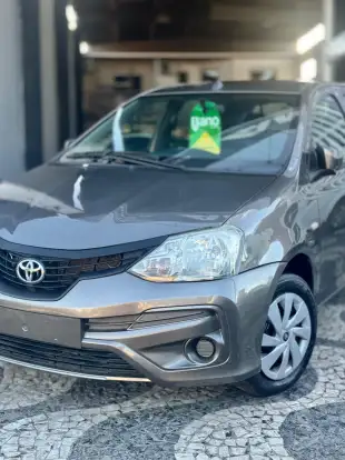 TOYOTA-ETIOS-1.3 X 16V FLEX 4P AUTOMÁTICO TOYOTA-ETIOS-2017