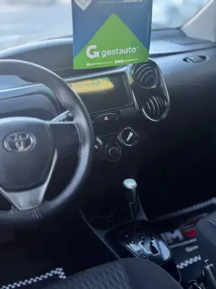 TOYOTA-ETIOS-1.3 X 16V FLEX 4P AUTOMÁTICO TOYOTA-ETIOS-2017