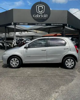 TOYOTA-ETIOS-2013