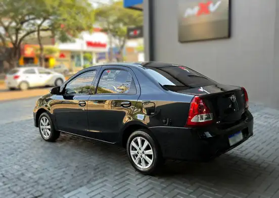 TOYOTA-ETIOS-1.5 X PLUS SEDAN 16V FLEX 4P AUTOMÁTICO TOYOTA-ETIOS-2021