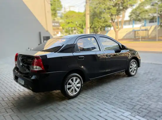 TOYOTA-ETIOS-1.5 X PLUS SEDAN 16V FLEX 4P AUTOMÁTICO TOYOTA-ETIOS-2021