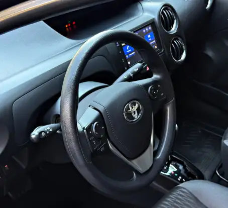 TOYOTA-ETIOS-2021